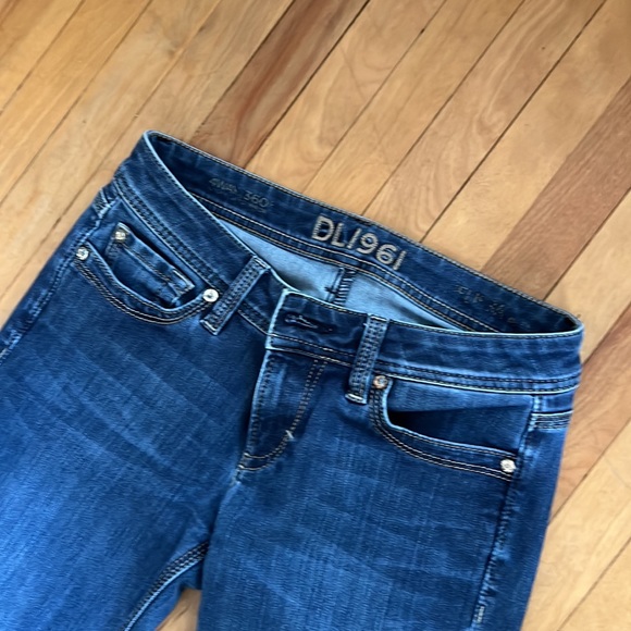 DL 1961 Elisa size 26 - Picture 2 of 4